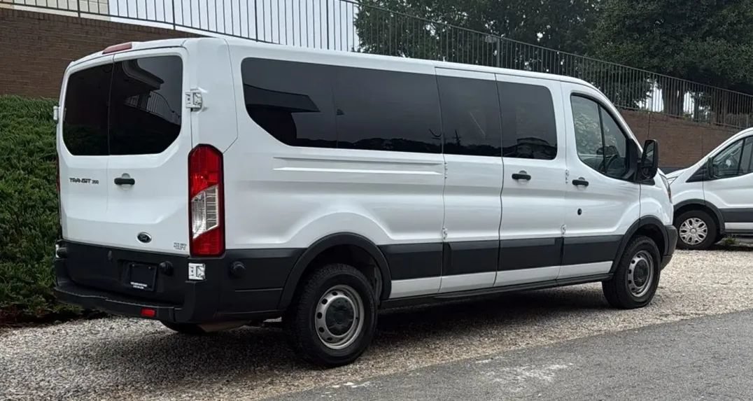Used 2018 Ford Transit 350 XL RWD image 6