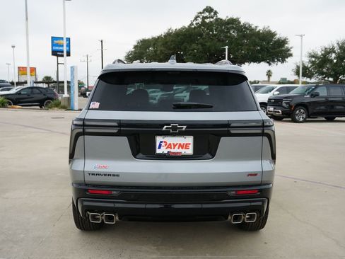 New 2026 Chevrolet Traverse RS image 8