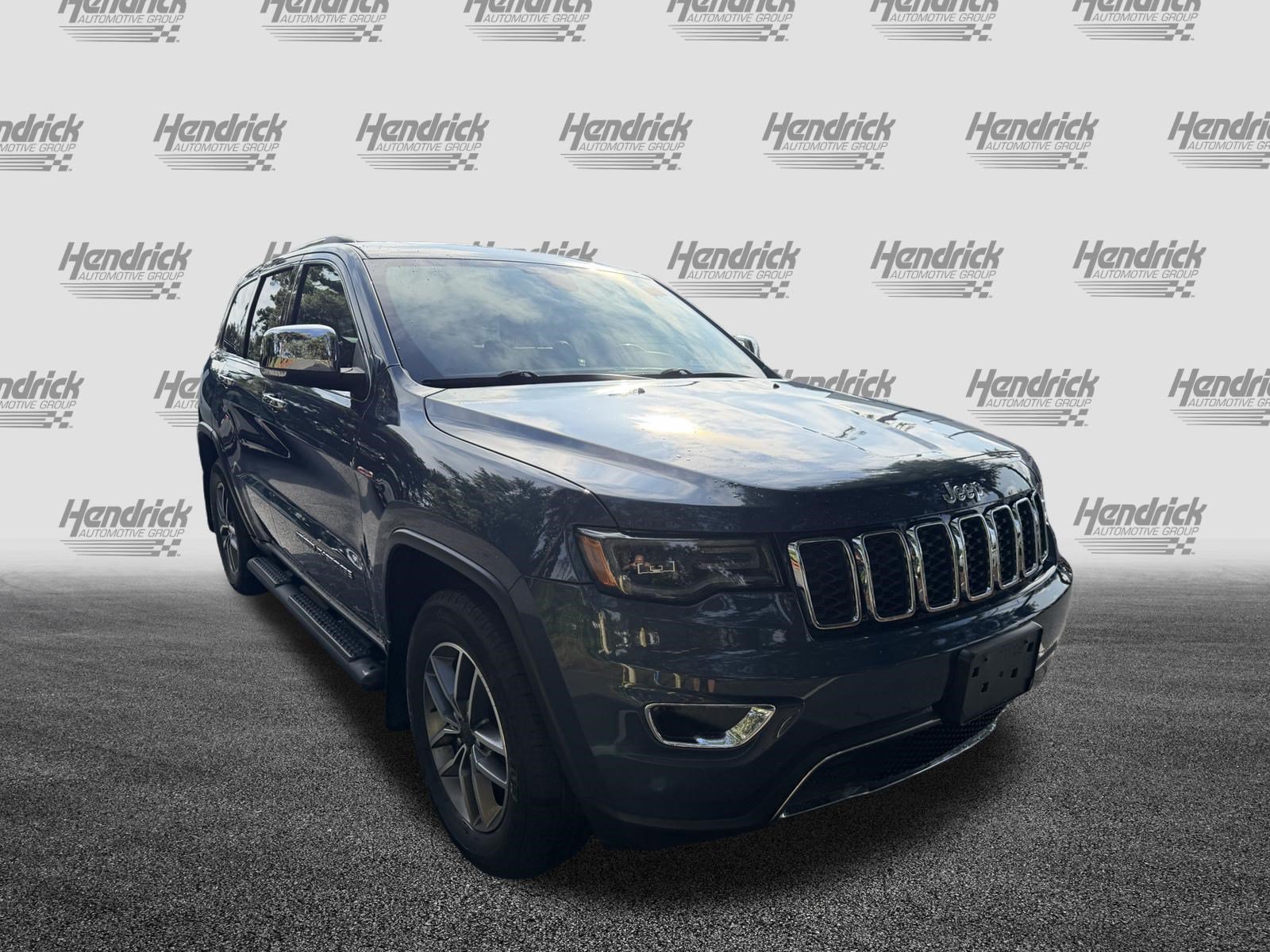 Used 2021 Jeep Grand Cherokee Limited w/ Premium Lighting Group AWD/4WD image 2