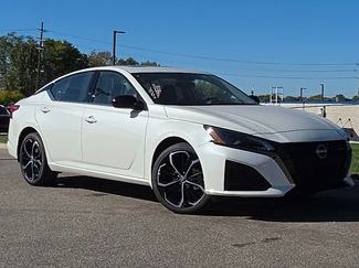 New 2025 Nissan Altima 2.5 SR w/ SR Premium Package video 2