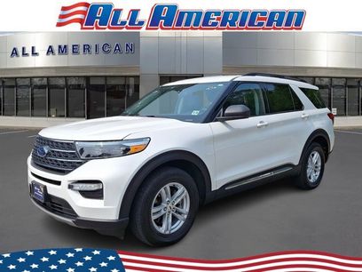 Certified 2023 Ford Explorer XLT w/ Equipment Group 202A