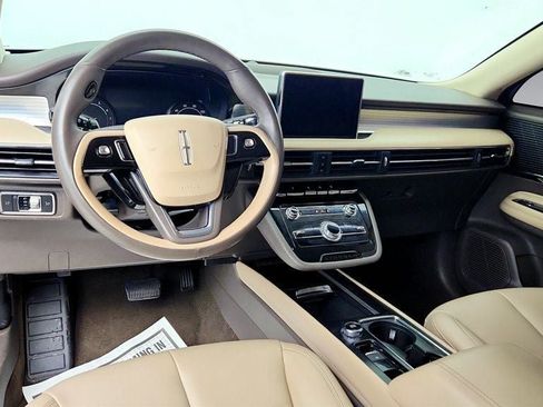 Used 2021 Lincoln Corsair FWD w/ Equipment Group 101A image 11
