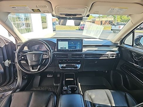 Used 2023 Lincoln Corsair AWD w/ Equipment Group 101A image 12