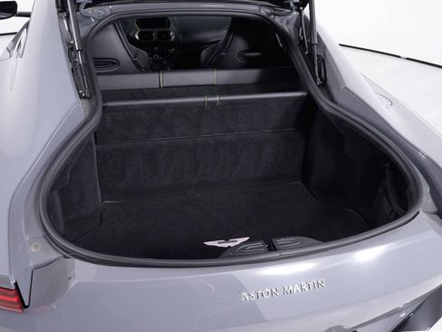 Used 2019 Aston Martin V8 Vantage Coupe RWD image 19