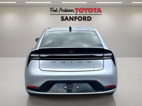 New 2025 Toyota Prius XSE image 22