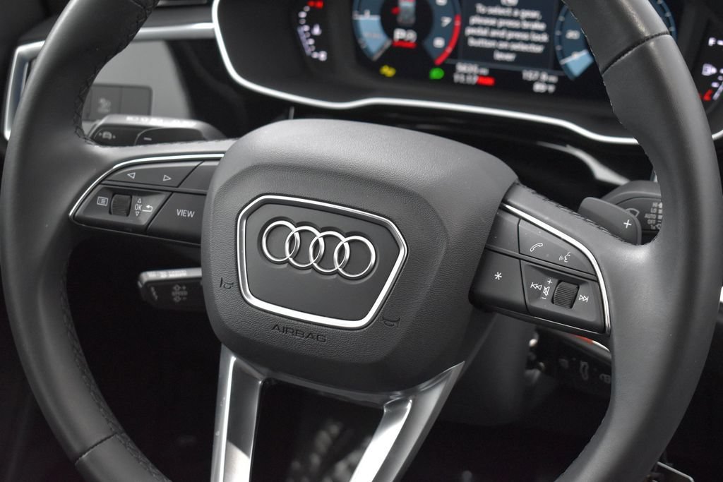 Used 2025 Audi Q3 2.0T Premium AWD/4WD image 14