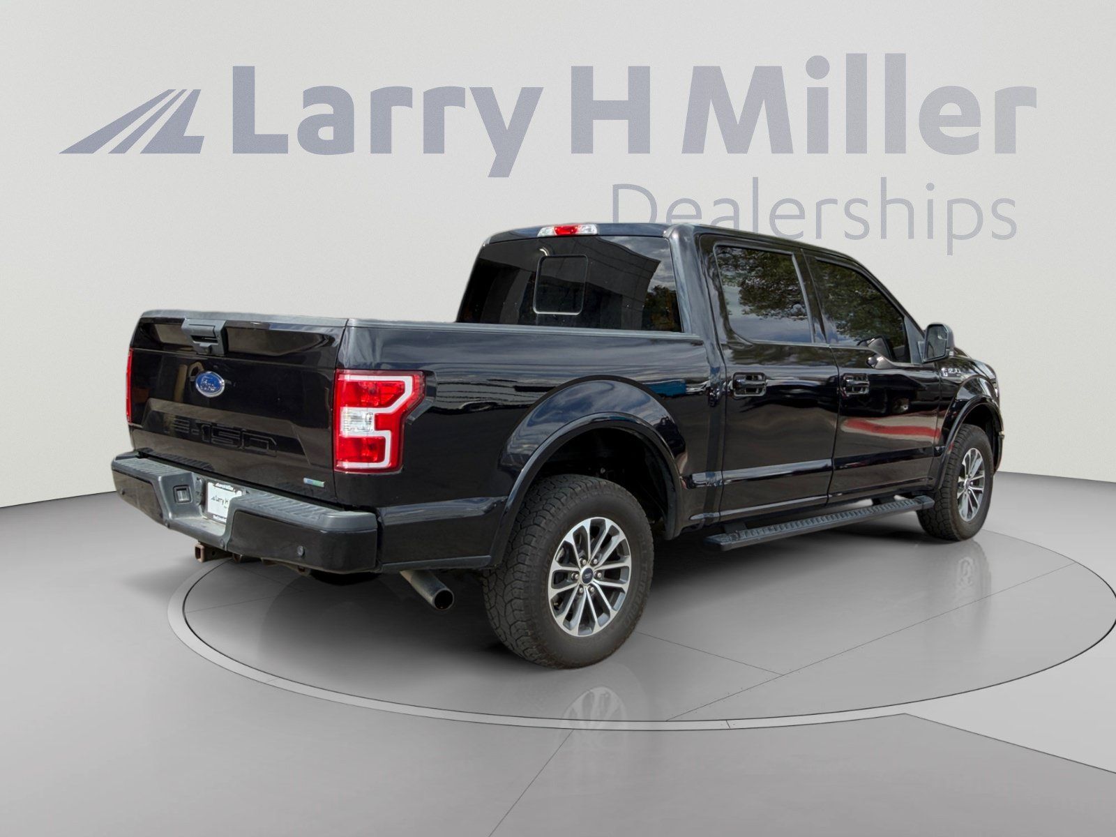 Certified 2020 Ford F150 XLT w/ Equipment Group 302A Luxury AWD/4WD image 5