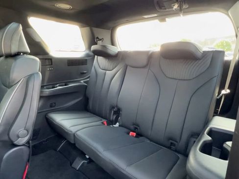 Used 2024 Hyundai Palisade Calligraphy image 38