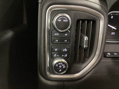 Used 2021 GMC Sierra 3500 Denali w/ Denali Ultimate Package image 14