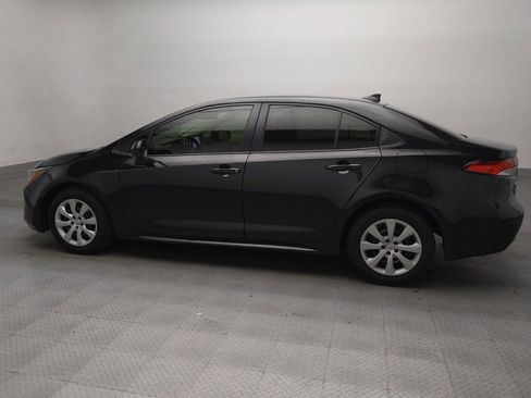 Used 2021 Toyota Corolla LE FWD image 3