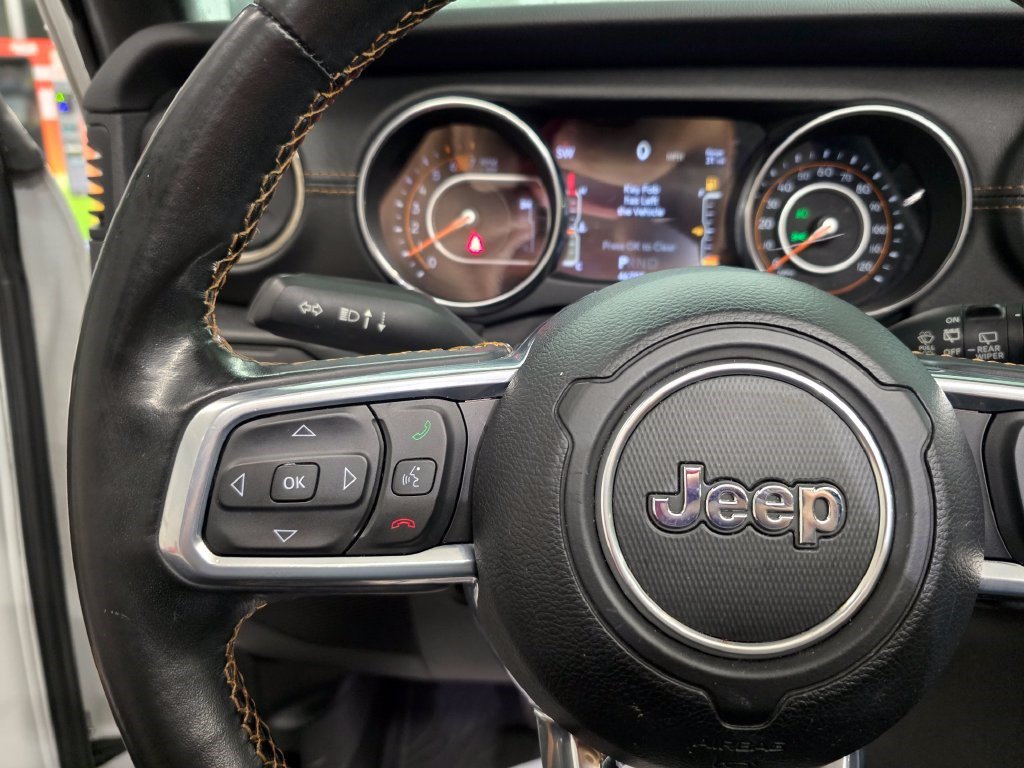 Used 2021 Jeep Wrangler Unlimited Sahara AWD/4WD image 21
