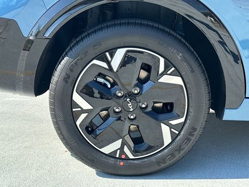 New 2026 Kia Niro Wind image 8