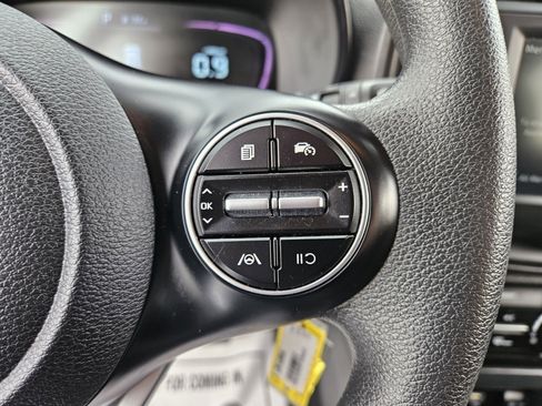 Used 2024 Kia Soul LX w/ Option Group 015 image 24