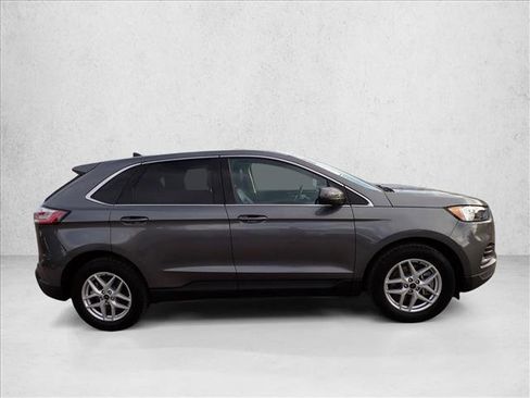 Used 2024 Ford Edge SEL image 5