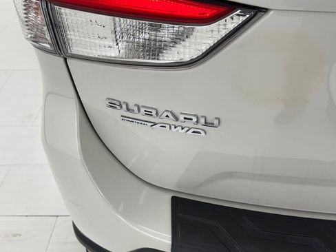 Used 2019 Subaru Forester Touring image 37