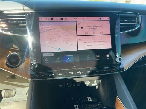 Used 2022 Jeep Grand Wagoneer Series III w/ Rear Seat Video Group 1 image 14