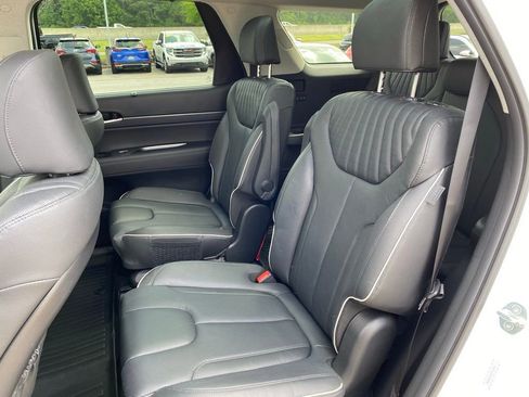 Used 2025 Hyundai Palisade Limited FWD image 27