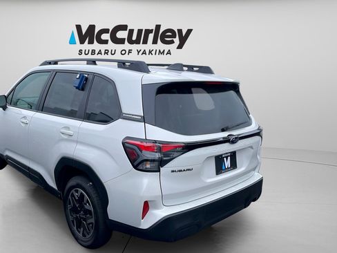 New 2026 Subaru Forester Premium image 2