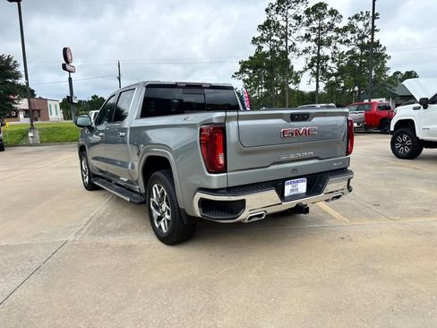 Used 2023 GMC Sierra 1500 SLT w/ SLT Premium Plus Package AWD/4WD image 7
