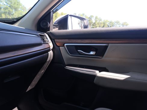 Used 2021 Honda CR-V EX image 10