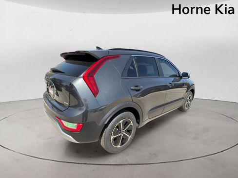 New 2026 Kia Niro LX FWD image 4