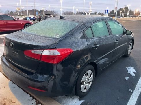 Used 2016 Kia Forte LX image 6