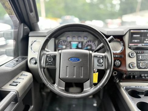 Used 2014 Ford F350 Lariat w/ Lariat Interior Package AWD/4WD image 16