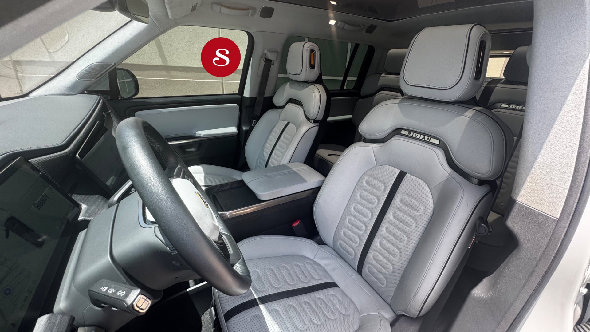 Used 2024 Rivian R1S Adventure Quad AWD/4WD image 16
