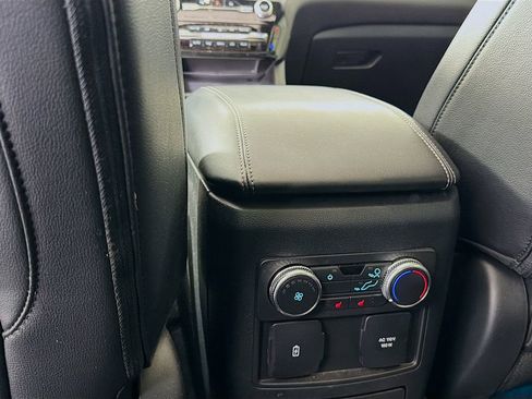 Used 2022 Ford Explorer Limited w/ Equipment Group 301A image 27