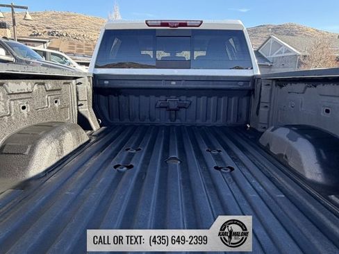 Used 2021 Chevrolet Silverado 3500 LTZ w/ LTZ Plus Package image 9