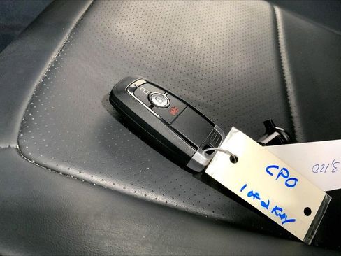Used 2025 Ford Bronco 4-Door AWD/4WD image 19