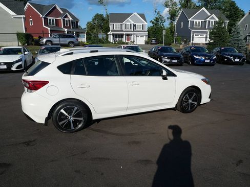Used 2021 Subaru Impreza 2.0i Premium AWD/4WD image 7