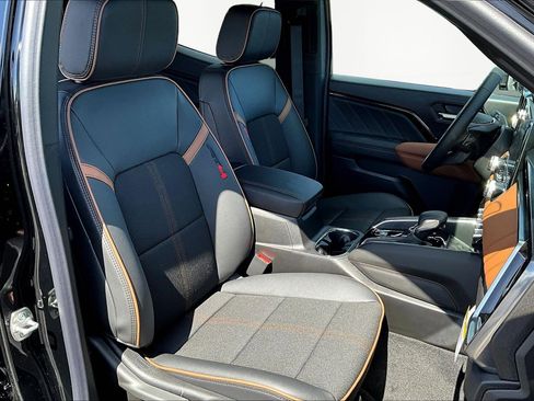 New 2026 GMC Canyon AT4 w/ LPO, Off Road Lift Package image 10