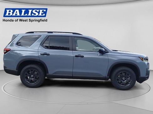 New 2026 Honda Pilot TrailSport image 4