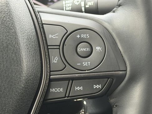Used 2023 Toyota Camry SE FWD image 24