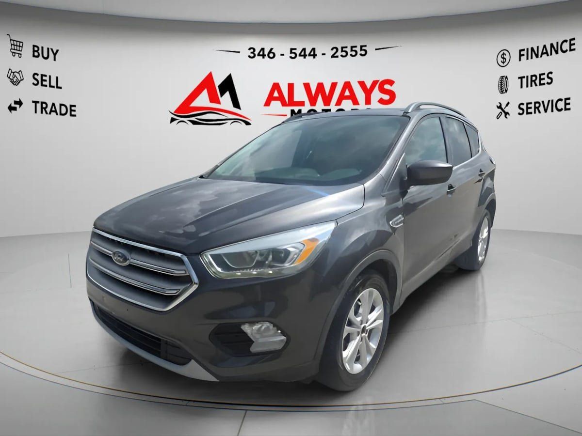 Used 2017 Ford Escape SE FWD image 3
