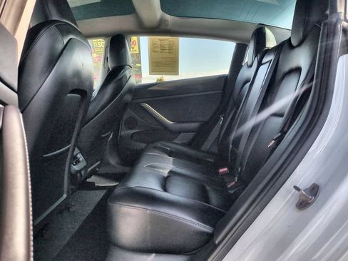 Used 2023 Tesla Model 3 Standard Range RWD image 27