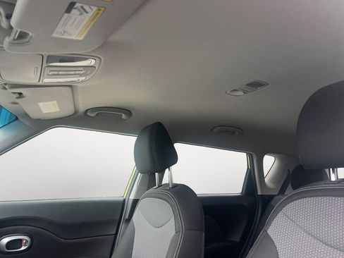 Used 2017 Kia Soul + FWD image 12