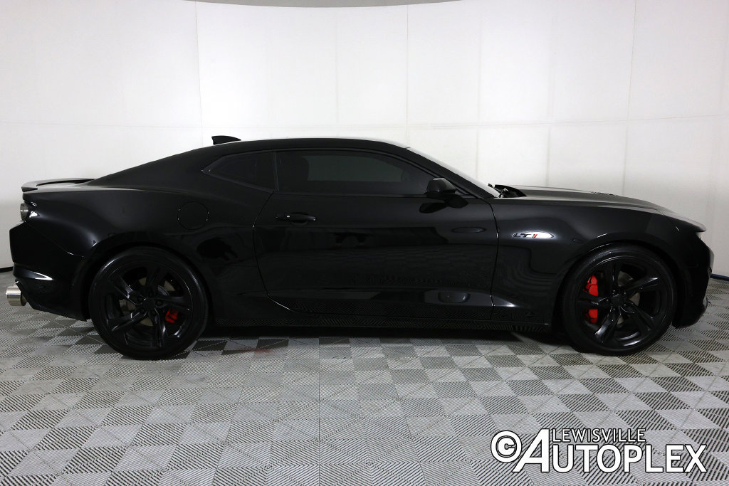 Used 2023 Chevrolet Camaro LT w/ RS Package RWD image 4