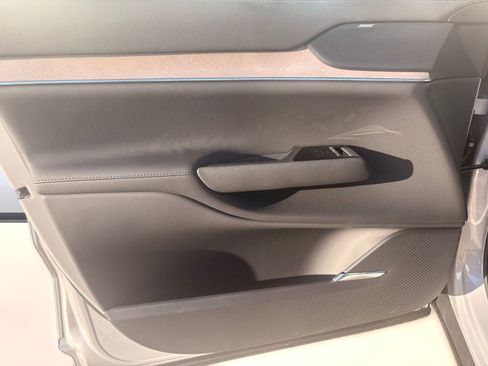 New 2025 Volvo EX90 Ultra image 21