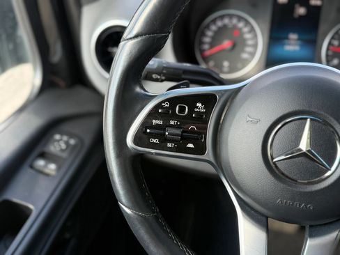 Used 2021 Mercedes-Benz Sprinter 2500 image 18