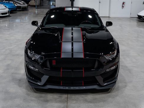 Used 2018 Ford Mustang Shelby GT350R w/ GT350R Equipment Group 920A RWD image 9