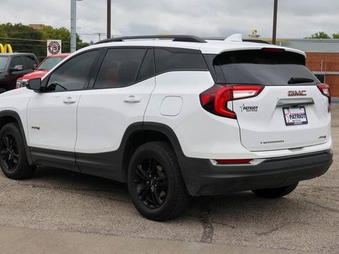 Used 2023 GMC Terrain AT4 image 5