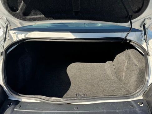 Used 2016 Dodge Challenger SXT Plus RWD image 11