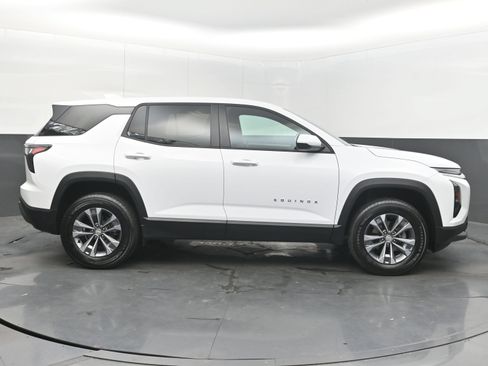 Certified 2026 Chevrolet Equinox LT FWD image 10