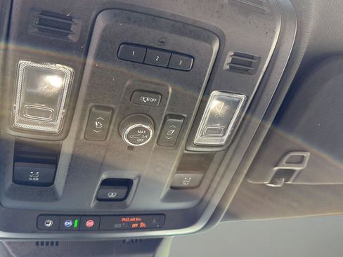 Used 2023 Cadillac Escalade ESV Premium Luxury AWD/4WD image 58