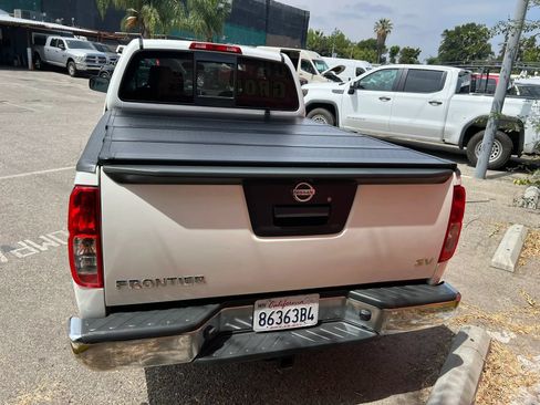 Used 2019 Nissan Frontier SV RWD image 4
