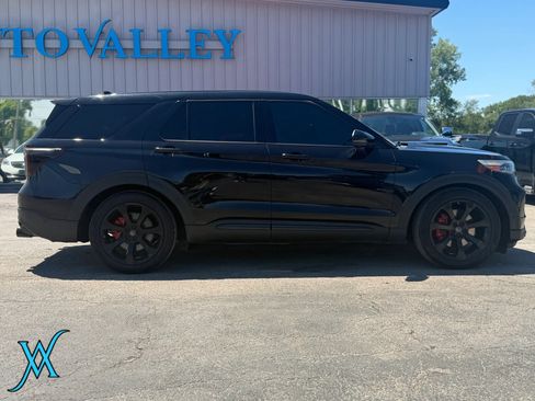 Used 2020 Ford Explorer ST w/ ST Street Pack AWD/4WD image 8