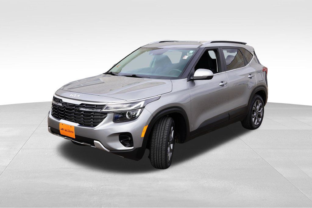 Certified 2024 Kia Seltos S AWD/4WD image 11