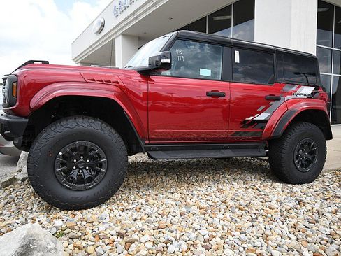 New 2025 Ford Bronco Raptor image 3